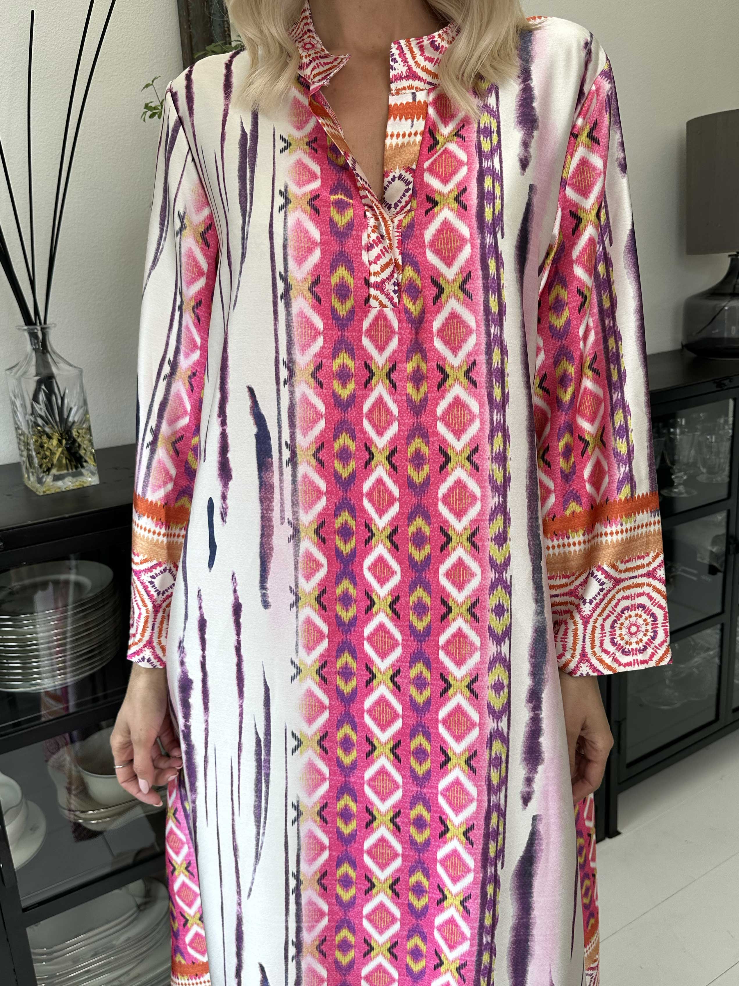 Hyben - Langærmet kjole i silkelook